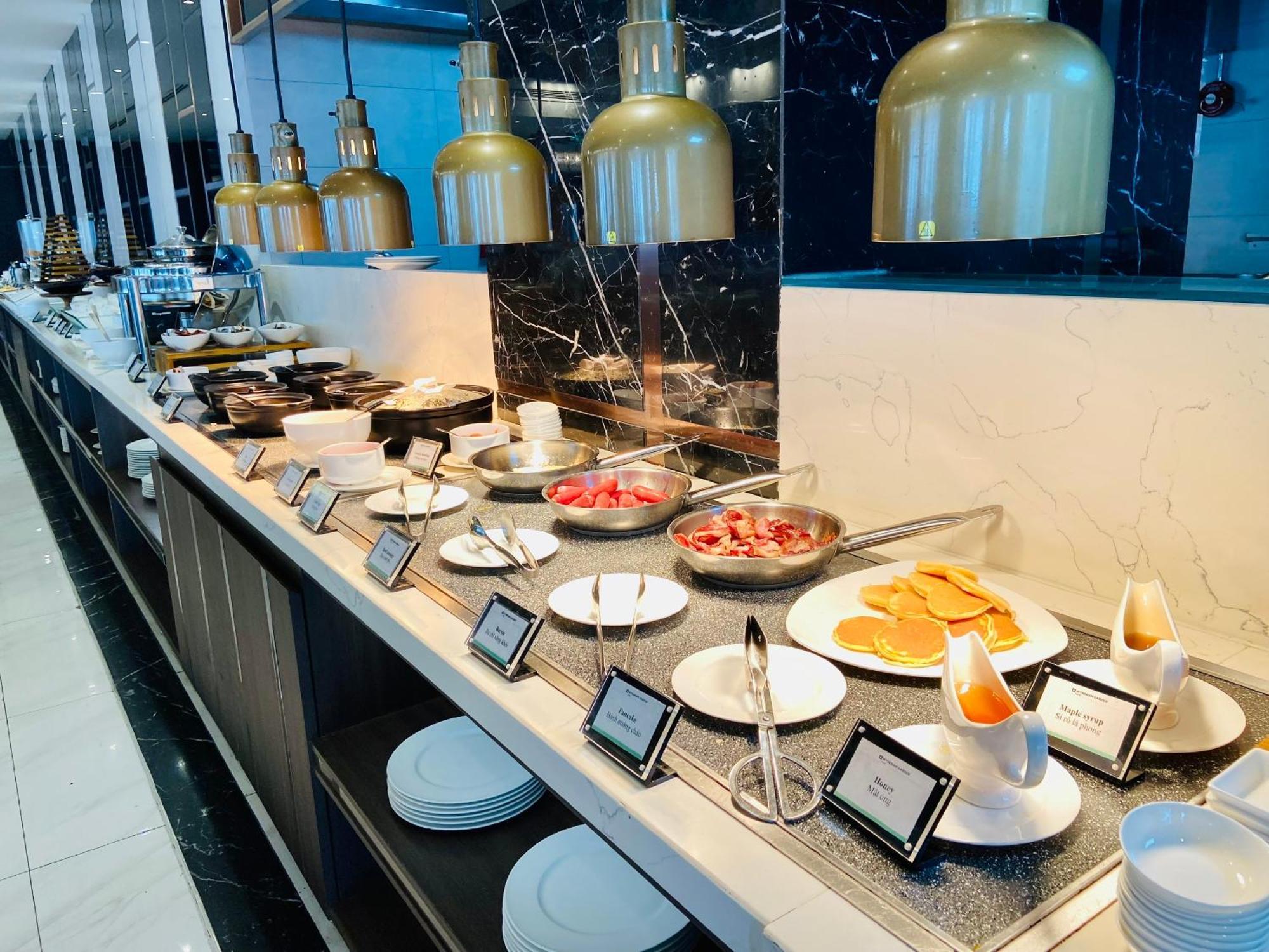 Wyndham Garden Hanoi Eksteriør billede